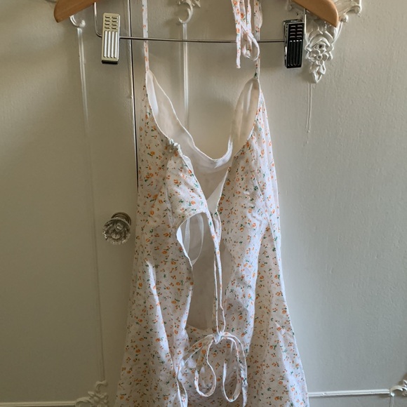 Princess Polly halter dress! - Picture 4 of 6